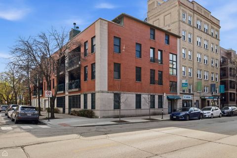 Photo of 835 W Diversey Parkway #5, Chicago, IL 60614 (MLS # 12617374)