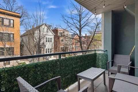 Tiny photo for 835 W Diversey Parkway #5, Chicago, IL 60614 (MLS # 12617374)