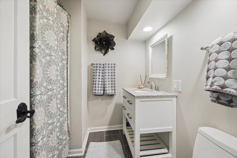 Tiny photo for 6493 Apache Drive, Indian Head Park, IL 60525 (MLS # 12765679)