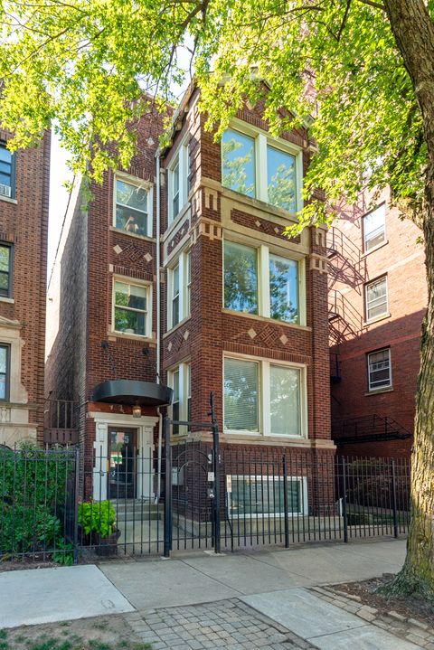 945 W Agatite Avenue 3 Chicago IL 60640
