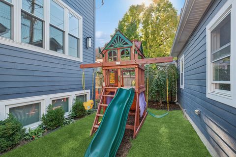 Tiny photo for 4118 N Springfield Avenue, Chicago, IL 60618 (MLS # 12509349)