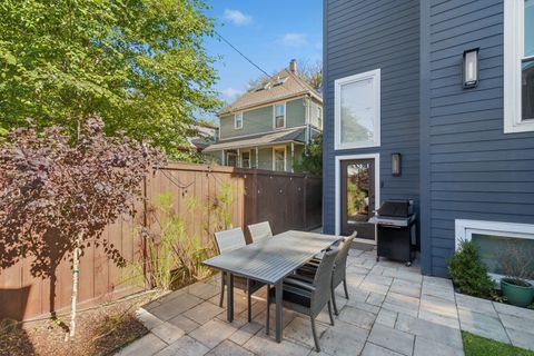 Tiny photo for 4118 N Springfield Avenue, Chicago, IL 60618 (MLS # 12509349)