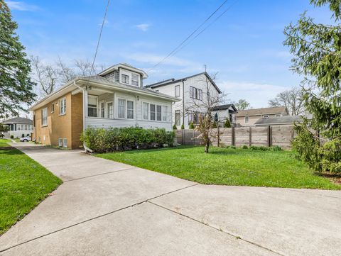 Tiny photo for 1118 Garden Street, Park Ridge, IL 60068 (MLS # 12623830)