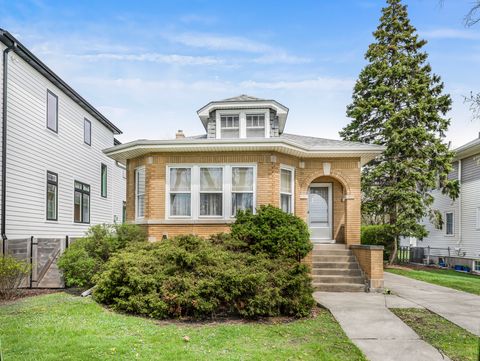 Tiny photo for 1118 Garden Street, Park Ridge, IL 60068 (MLS # 12623830)