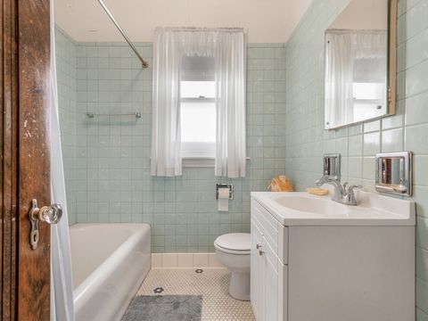 Tiny photo for 1118 Garden Street, Park Ridge, IL 60068 (MLS # 12623830)