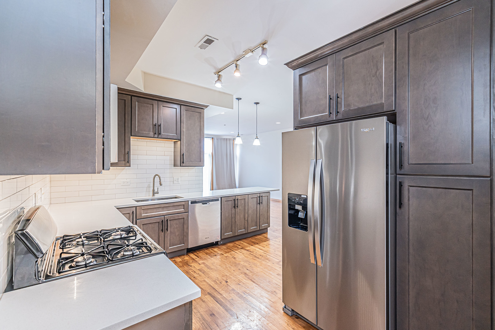 2423 W Madison Street 1