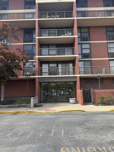 3041 S Michigan Avenue 106 Chicago IL 60616