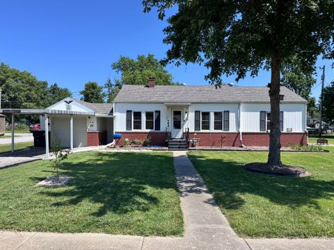 Photo of 104 E Poplar Street, Odin, IL 62870 (MLS # 12694278)