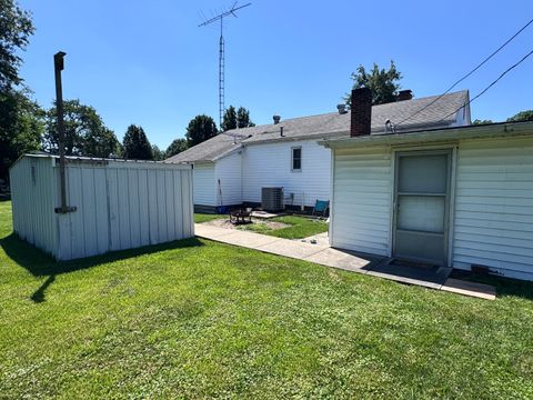 Tiny photo for 104 E Poplar Street, Odin, IL 62870 (MLS # 12694278)