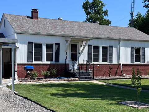 Tiny photo for 104 E Poplar Street, Odin, IL 62870 (MLS # 12694278)