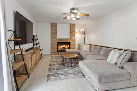 Tiny photo for 96 Alexandra Court, Mundelein, IL 60060 (MLS # 12601987)