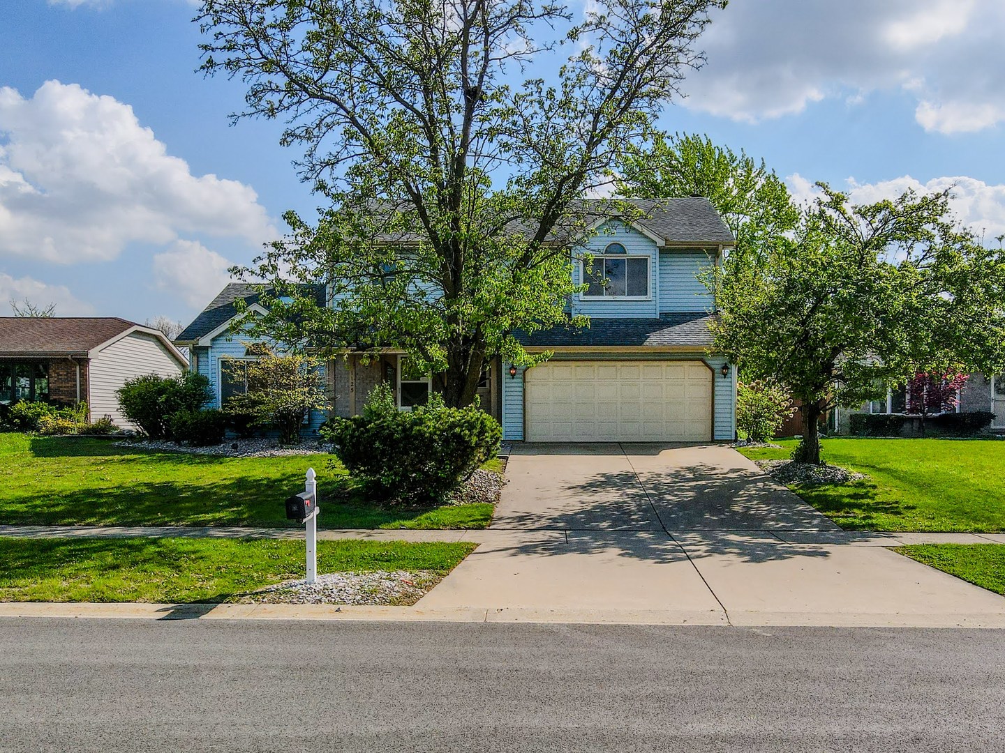 1125 darin Drive