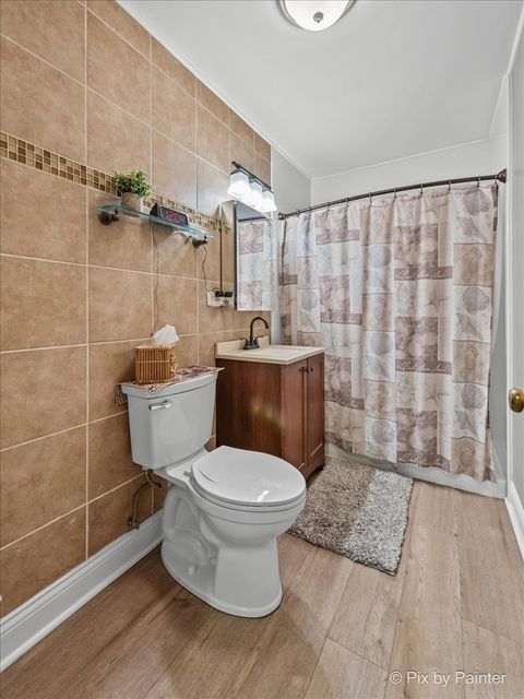 Tiny photo for 1630 Henry Avenue, Des Plaines, IL 60016 (MLS # 12569274)