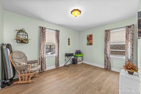 Tiny photo for 1630 Henry Avenue, Des Plaines, IL 60016 (MLS # 12569274)