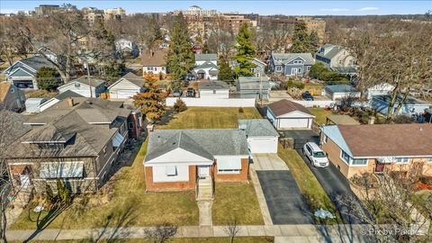 Tiny photo for 1630 Henry Avenue, Des Plaines, IL 60016 (MLS # 12569274)