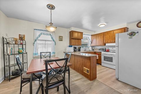 Tiny photo for 1630 Henry Avenue, Des Plaines, IL 60016 (MLS # 12569274)