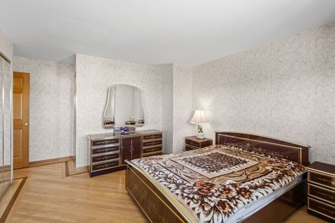 Tiny photo for 8620 Waukegan Road #408, Morton Grove, IL 60053 (MLS # 12575322)