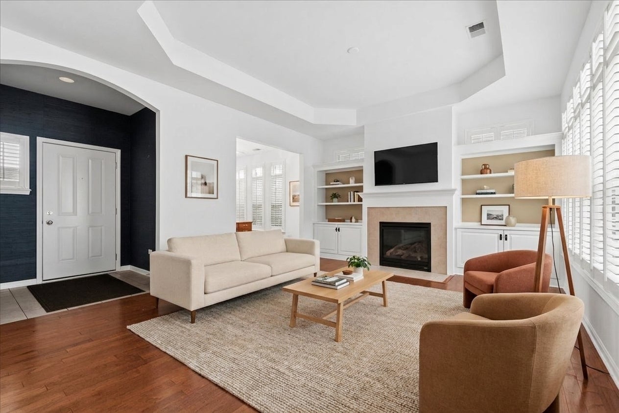 613 Handel Lane