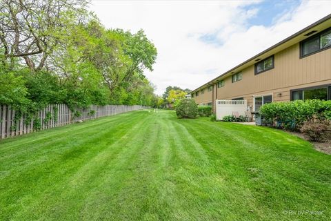 Tiny photo for 802 Dighton Lane, Schaumburg, IL 60173 (MLS # 12661375)