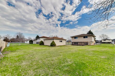 Tiny photo for 12044 S Holmberg Court, Alsip, IL 60803 (MLS # 12614834)