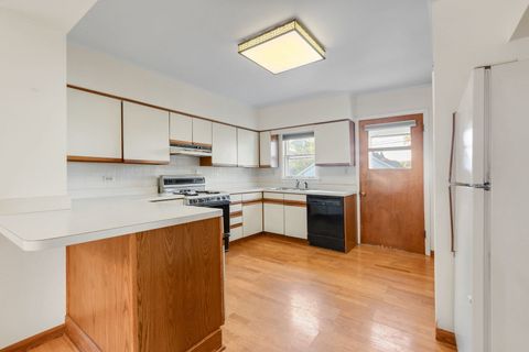 Tiny photo for 239 Sheridan Avenue, Highwood, IL 60040 (MLS # 12491805)