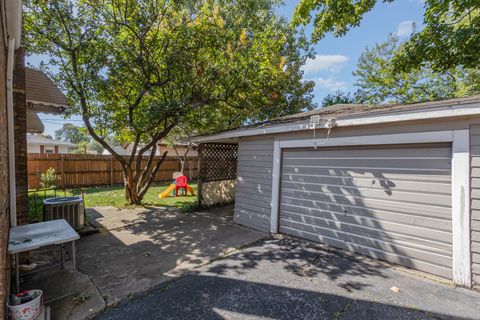 Tiny photo for 17518 Roy Street, Lansing, IL 60438 (MLS # 12466821)