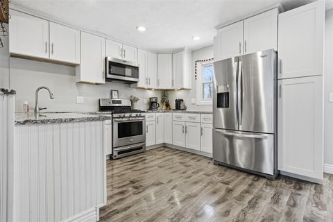 Tiny photo for 4 Siesta Court, Bloomington, IL 61704 (MLS # 12530892)