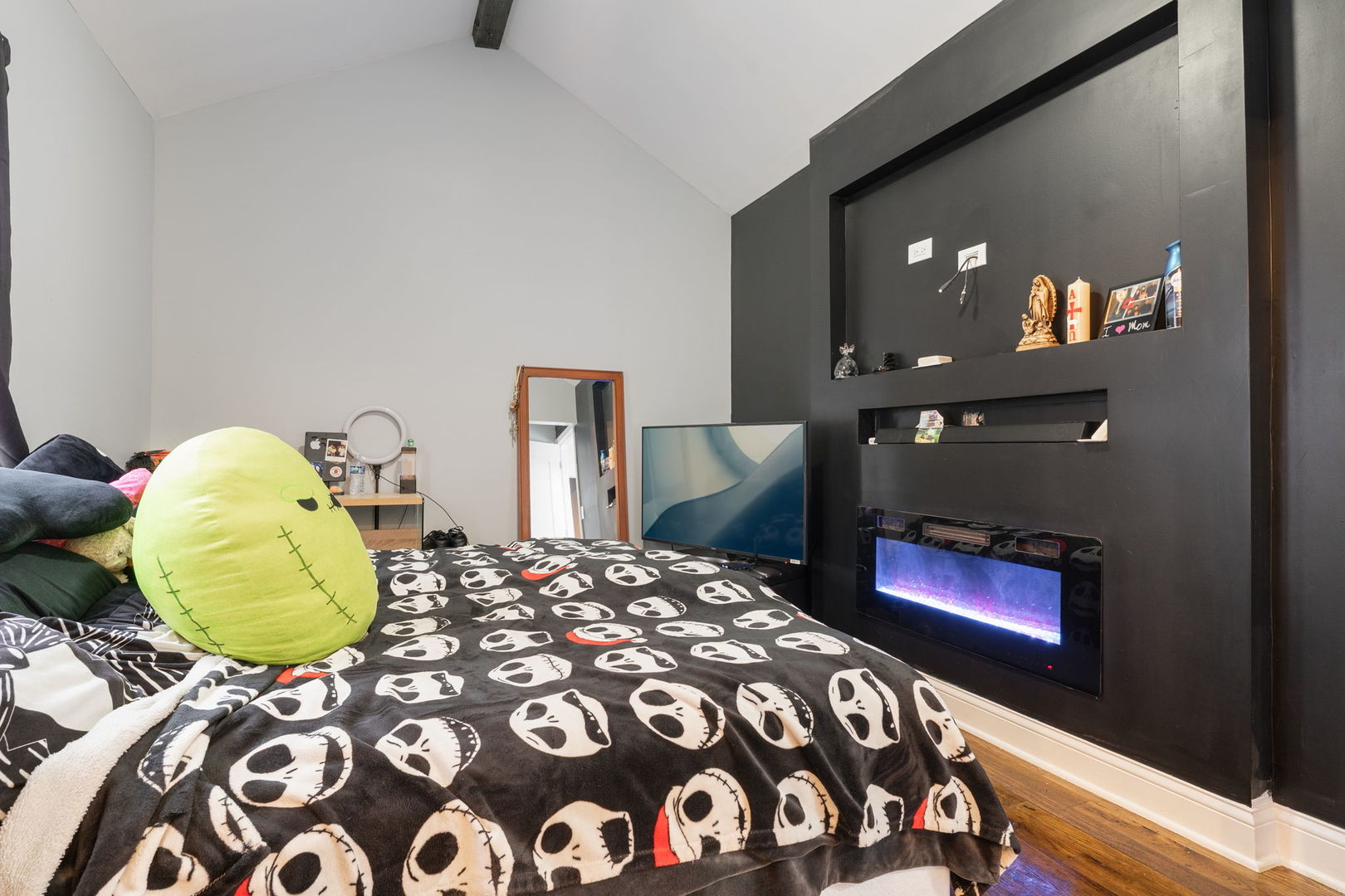 Harvey, Illinois 60426, United States, 3 Bedrooms Bedrooms, ,2 BathroomsBathrooms,Residential,Active,255123