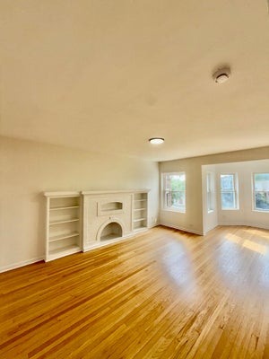 7833 S COLFAX AVE APT 1N, CHICAGO, IL 60649 - Image 1eb7ee78ee313b401eb08882dc21ac3a/3947778795