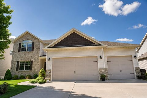 Photo of 6114 W Clairemont Court, Edwards, IL 61528 (MLS # 12652027)