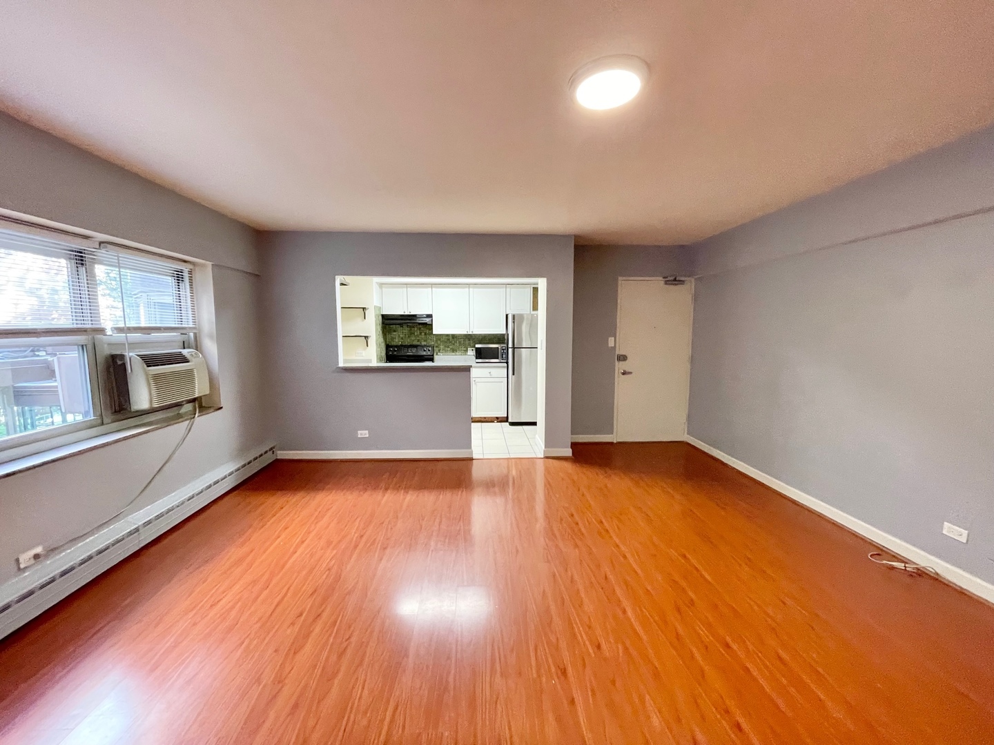 4950 N Marine Drive 209