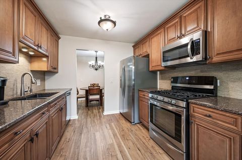 Tiny photo for 1221 Plum Tree Court #D1, Schaumburg, IL 60193 (MLS # 12497054)