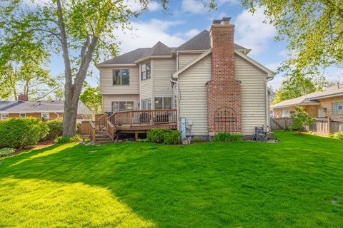 Tiny photo for 4001 Washington Street, Downers Grove, IL 60515 (MLS # 12555286)