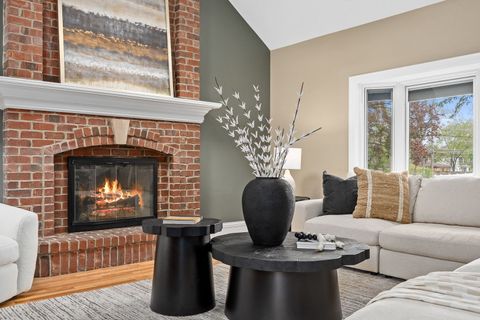 Tiny photo for 4001 Washington Street, Downers Grove, IL 60515 (MLS # 12555286)