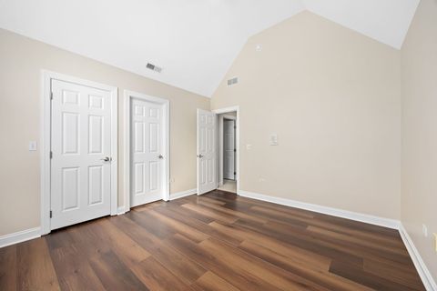 Tiny photo for 4001 Washington Street, Downers Grove, IL 60515 (MLS # 12555286)