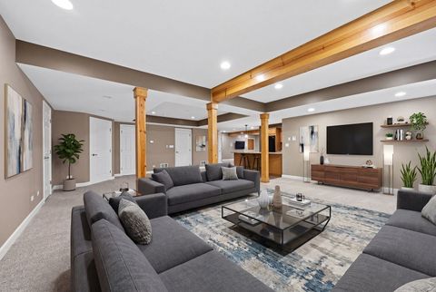 Tiny photo for 4001 Washington Street, Downers Grove, IL 60515 (MLS # 12555286)
