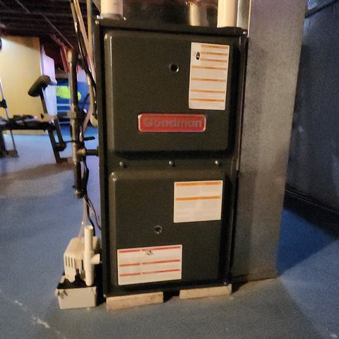 Tiny photo for 16646 Maryland Avenue, South Holland, IL 60473 (MLS # 12473846)