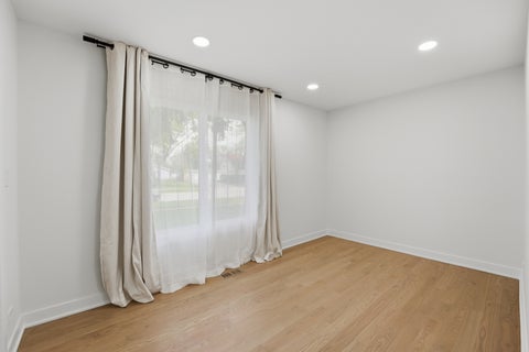 Tiny photo for 231 Saint Marys Parkway, Buffalo Grove, IL 60089 (MLS # 12687083)