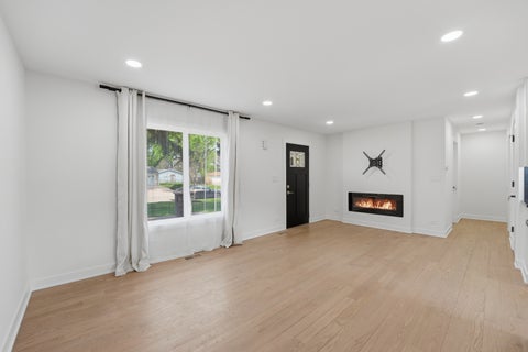 Tiny photo for 231 Saint Marys Parkway, Buffalo Grove, IL 60089 (MLS # 12687083)