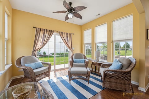 Tiny photo for 545 N Falls Circle, Pingree Grove, IL 60140 (MLS # 12748123)