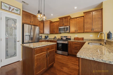 Tiny photo for 545 N Falls Circle, Pingree Grove, IL 60140 (MLS # 12748123)