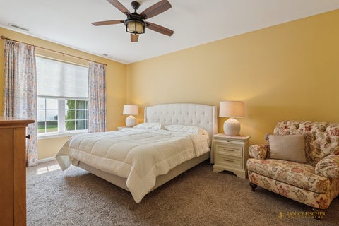 Tiny photo for 545 N Falls Circle, Pingree Grove, IL 60140 (MLS # 12748123)