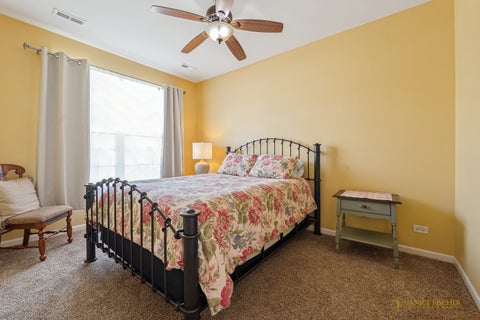 Tiny photo for 545 N Falls Circle, Pingree Grove, IL 60140 (MLS # 12748123)