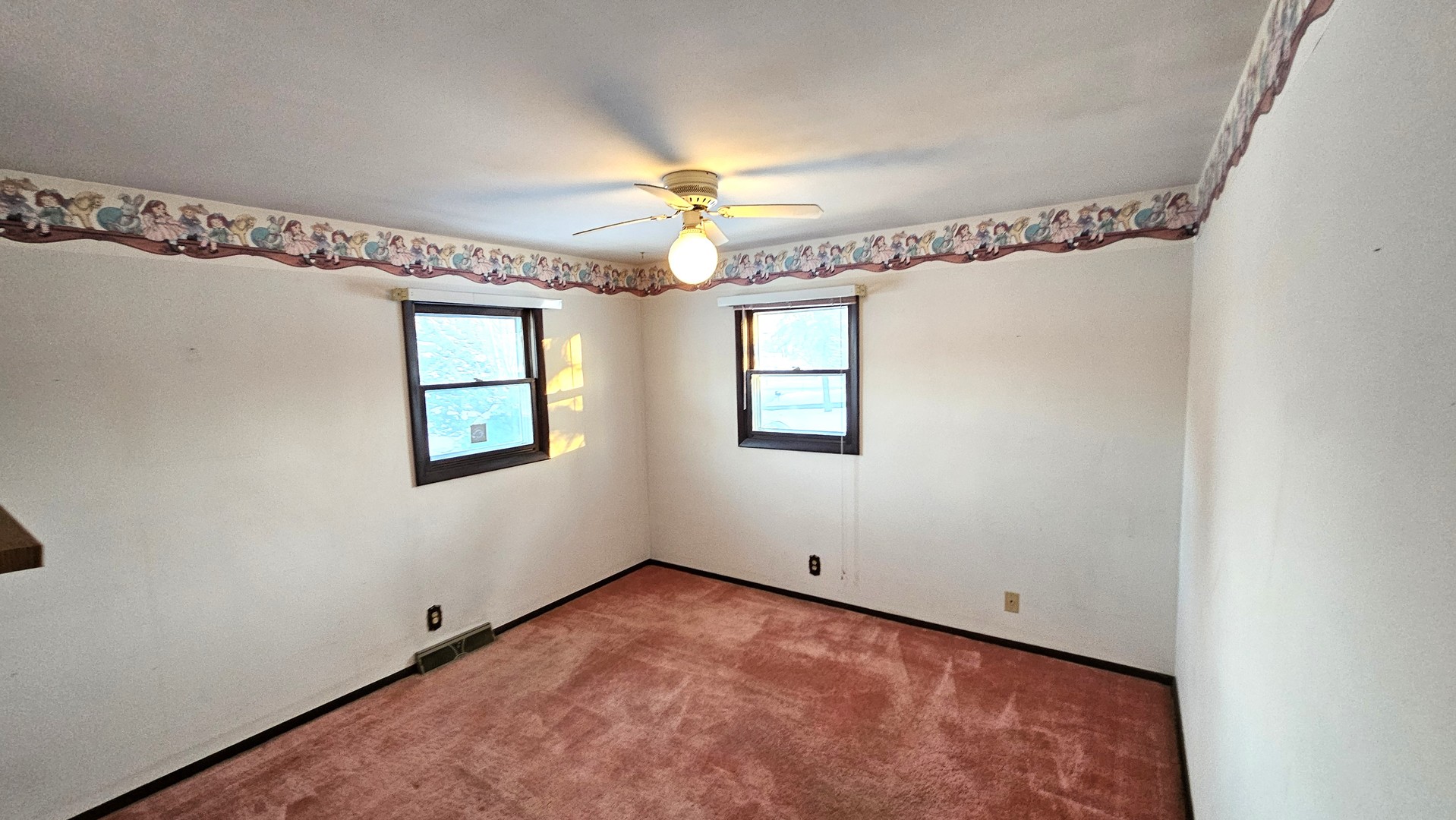 Rockford, Illinois 61109, United States, 3 Bedrooms Bedrooms, ,1 BathroomBathrooms,Residential,Active,252506