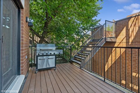 Tiny photo for 886 W Lill Avenue #1, Chicago, IL 60614 (MLS # 12444266)
