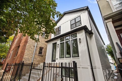 Photo of 3430 W Lyndale Street, Chicago, IL 60647 (MLS # 12471776)