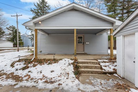 Tiny photo for 402 S Washington Street, Saybrook, IL 61770 (MLS # 12532331)
