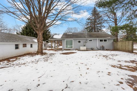 Tiny photo for 402 S Washington Street, Saybrook, IL 61770 (MLS # 12532331)