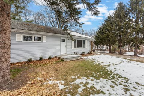 Tiny photo for 402 S Washington Street, Saybrook, IL 61770 (MLS # 12532331)