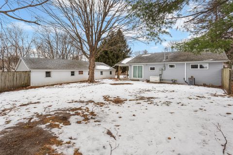 Tiny photo for 402 S Washington Street, Saybrook, IL 61770 (MLS # 12532331)